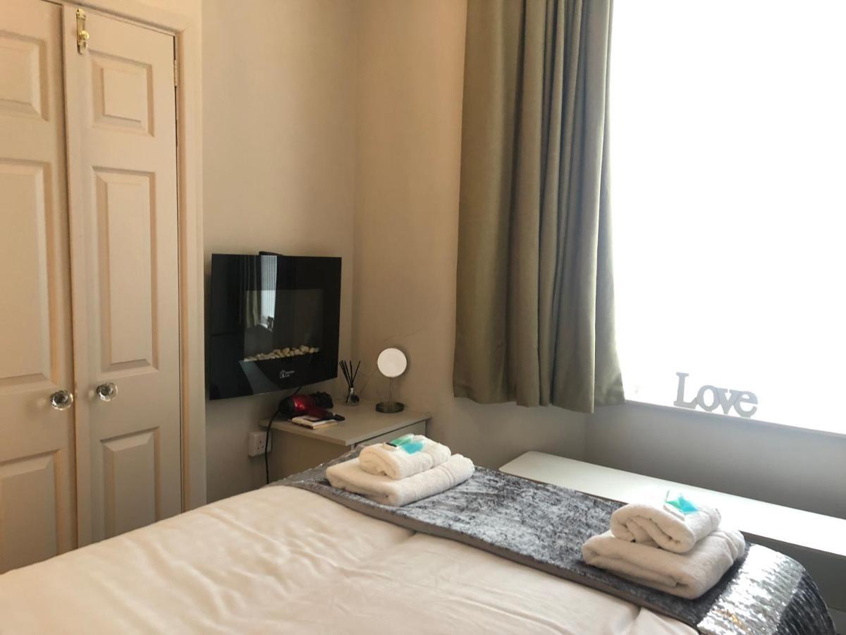 3 Double Bed Brittania Styled Central Home Near Lfc Sleeps 6 With Free Business Super Fast Fibre Broadband Liverpool Exteriör bild
