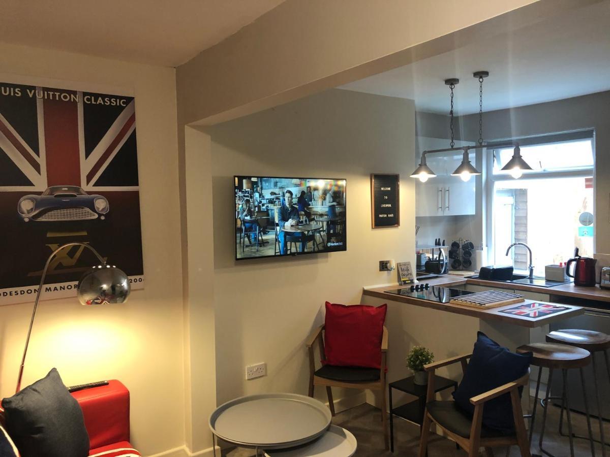 3 Double Bed Brittania Styled Central Home Near Lfc Sleeps 6 With Free Business Super Fast Fibre Broadband Liverpool Exteriör bild