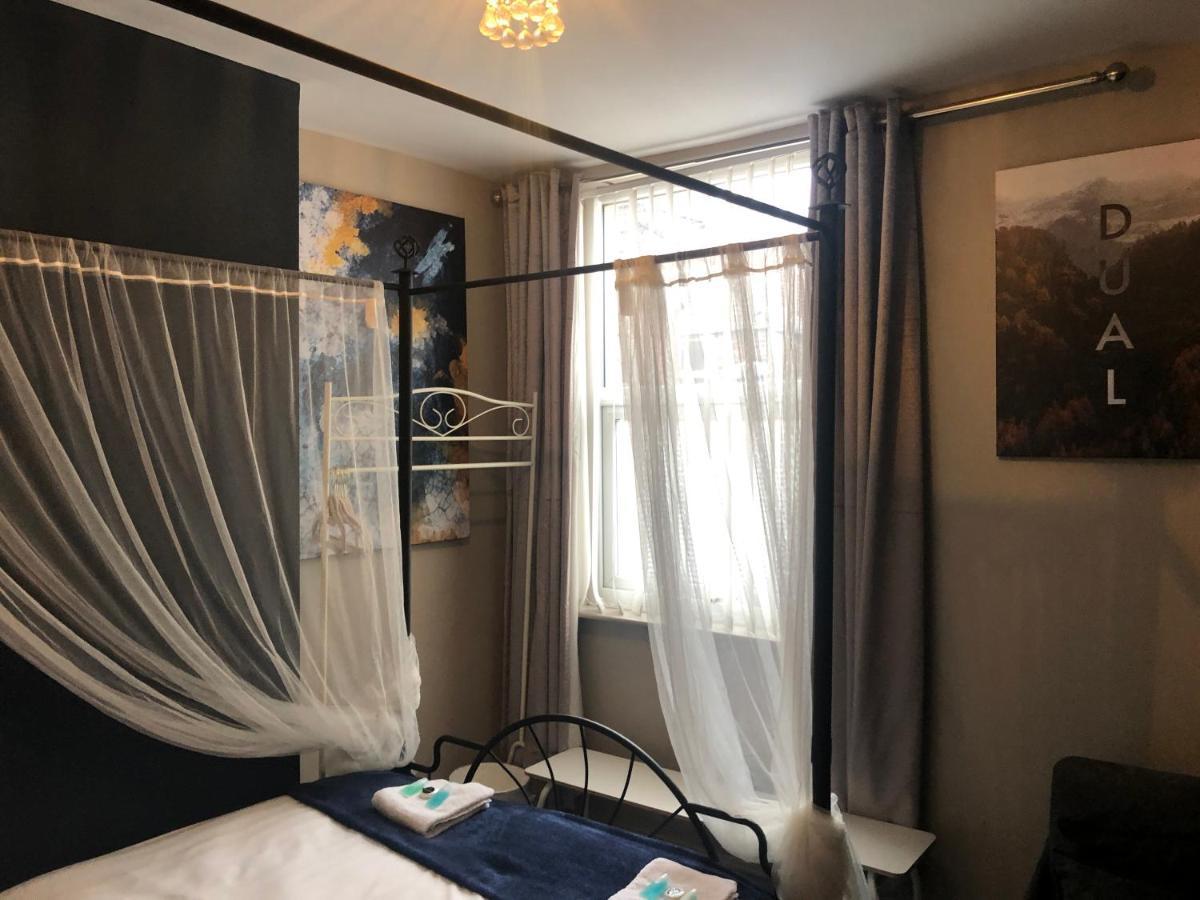 3 Double Bed Brittania Styled Central Home Near Lfc Sleeps 6 With Free Business Super Fast Fibre Broadband Liverpool Exteriör bild