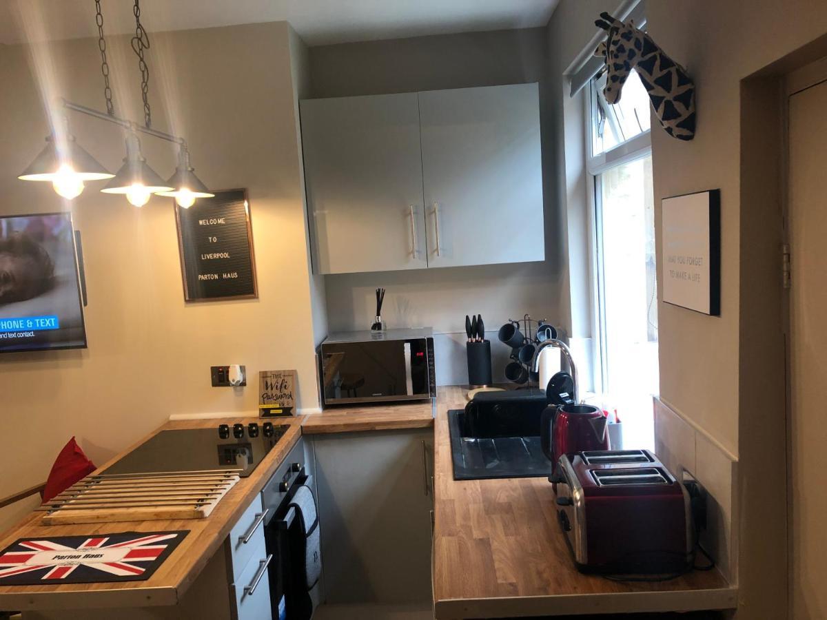 3 Double Bed Brittania Styled Central Home Near Lfc Sleeps 6 With Free Business Super Fast Fibre Broadband Liverpool Exteriör bild