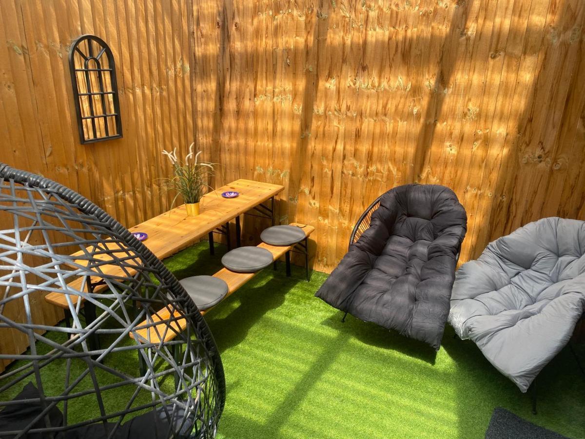 3 Double Bed Brittania Styled Central Home Near Lfc Sleeps 6 With Free Business Super Fast Fibre Broadband Liverpool Exteriör bild