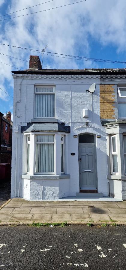 3 Double Bed Brittania Styled Central Home Near Lfc Sleeps 6 With Free Business Super Fast Fibre Broadband Liverpool Exteriör bild