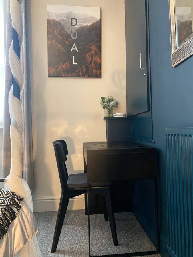 3 Double Bed Brittania Styled Central Home Near Lfc Sleeps 6 With Free Business Super Fast Fibre Broadband Liverpool Exteriör bild